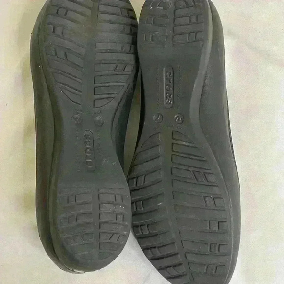 Crocs Black  Bow Accent Ballet Flat Slip-on Shoes Size 7 - Picture 8 of 9